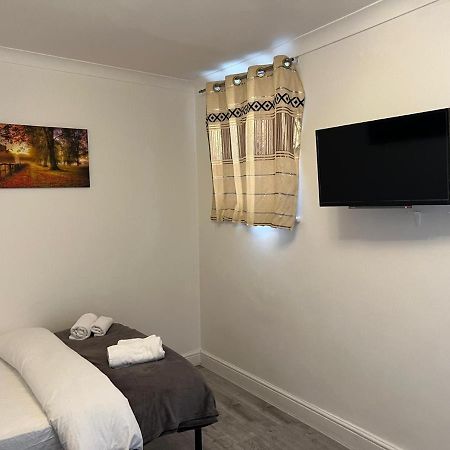 F4-Ground Floor Studio Fits 3 Near Paddington Apartment London Bagian luar foto